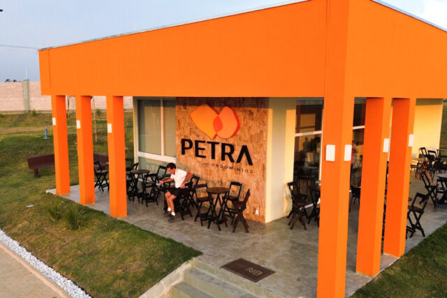 Petra Condomínios Petra Condomínios