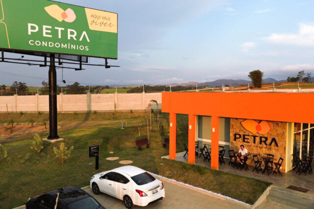 Petra Condomínios Petra Condomínios